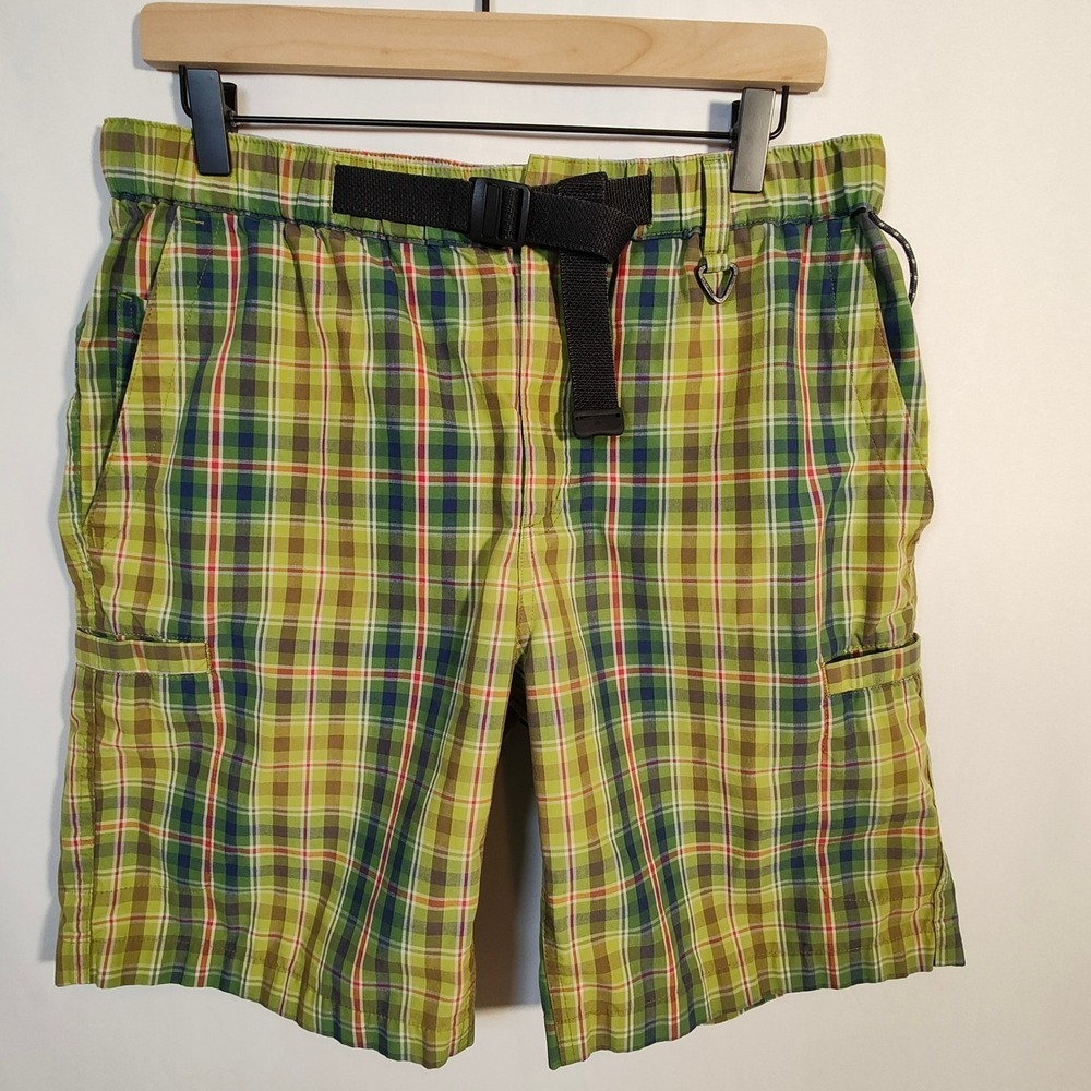 Columbia Plaid Hiking Shorts Men's XL Green Omni-Shield Belted Cargo